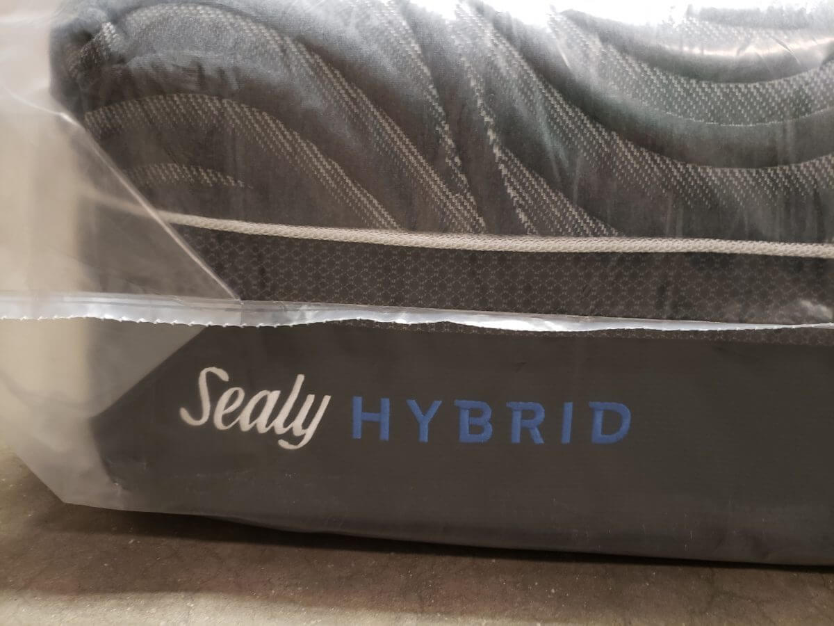 sealy hybrid silver chill reviews