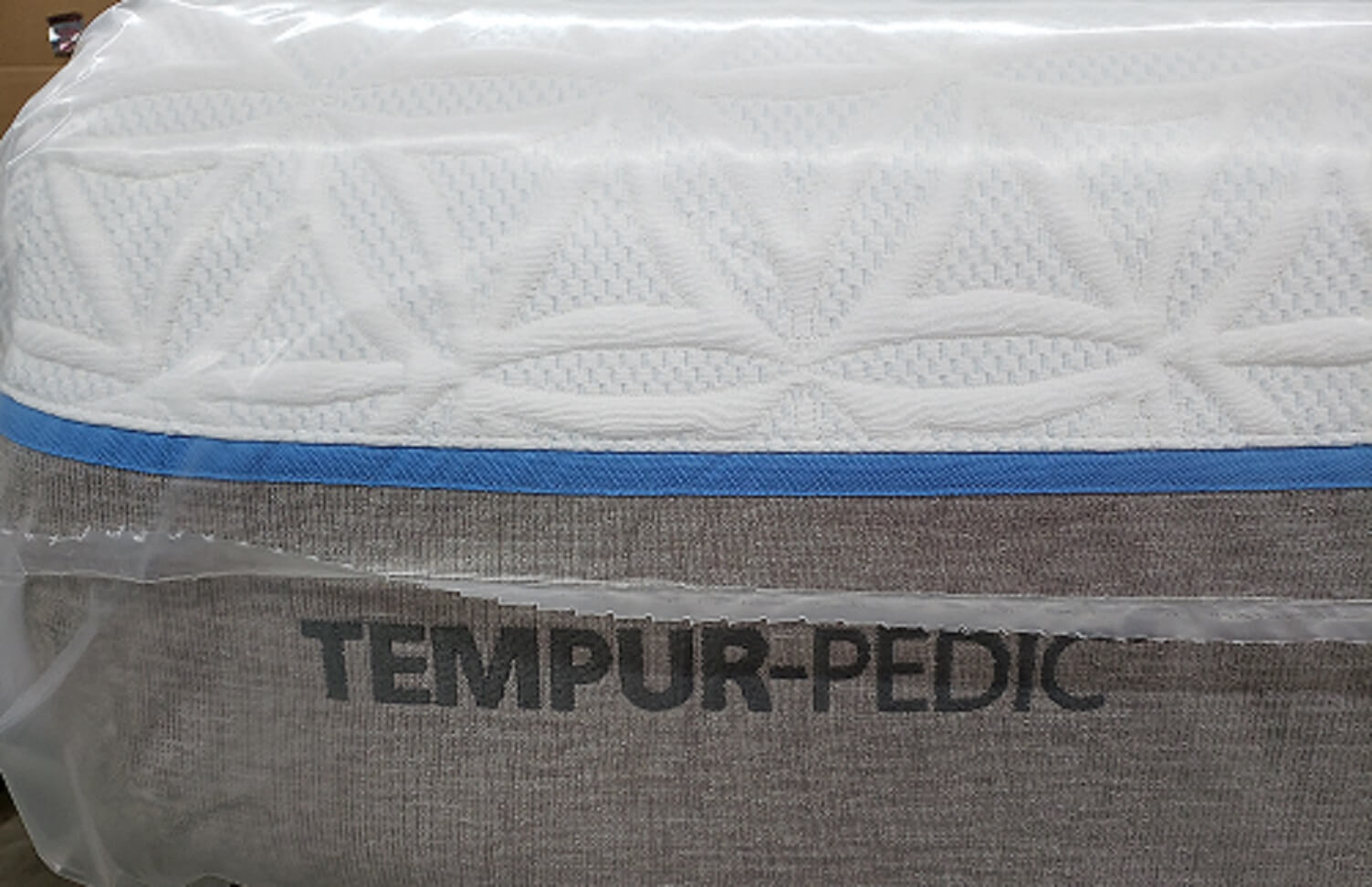 tempurpedic cloud supreme breeze mattress protector